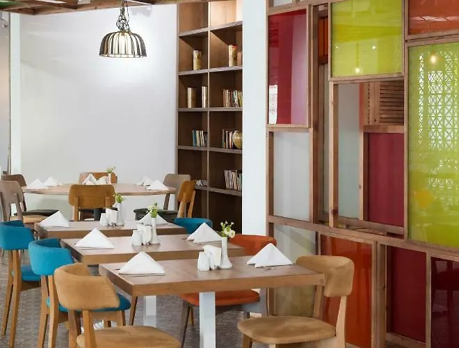 Sunrise Blue Magic Hotel 4*